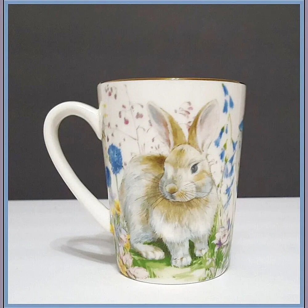 NEW RARE Williams Sonoma Easter Bunny Floral Mug 16 OZ Porcelain